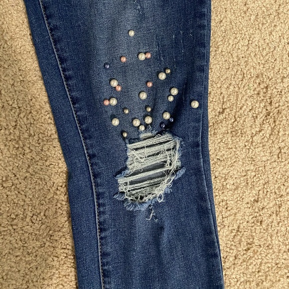 High Rise Jean - Picture 2 of 4